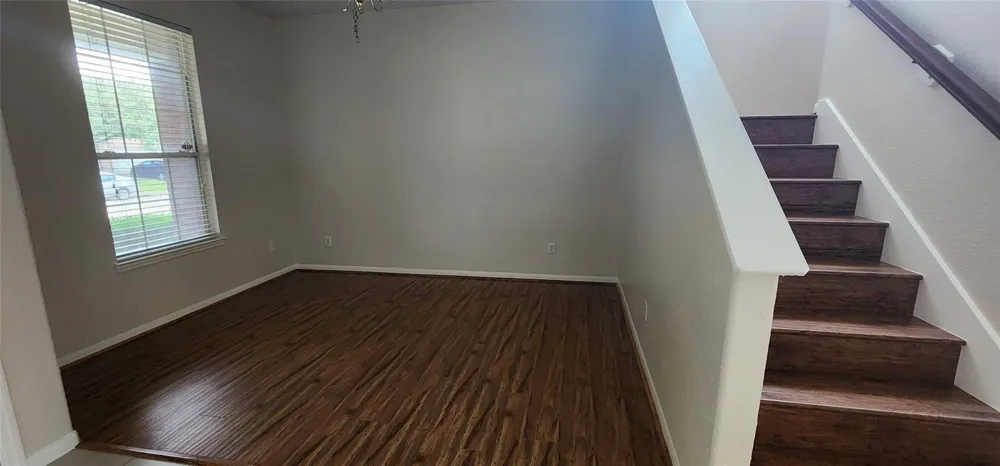 9710 Fieldbloom Lane Sugar Land, TX 77498