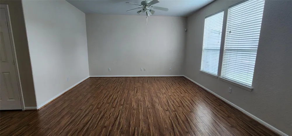 9710 Fieldbloom Lane Sugar Land, TX 77498