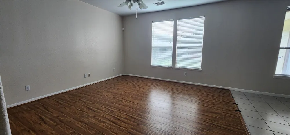 9710 Fieldbloom Lane Sugar Land, TX 77498