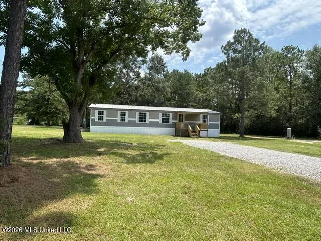 19320 Eldridge Drive Saucier, MS 39574