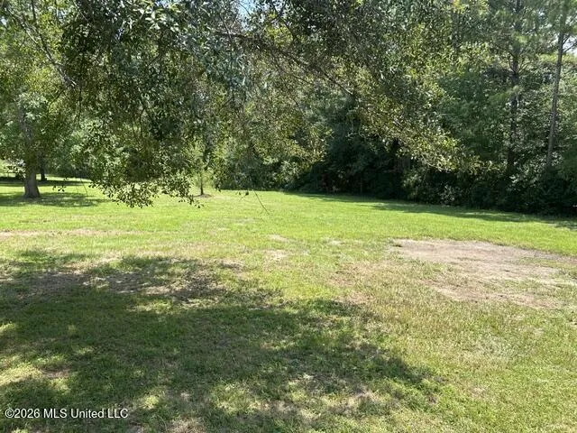 19320 Eldridge Drive Saucier, MS 39574