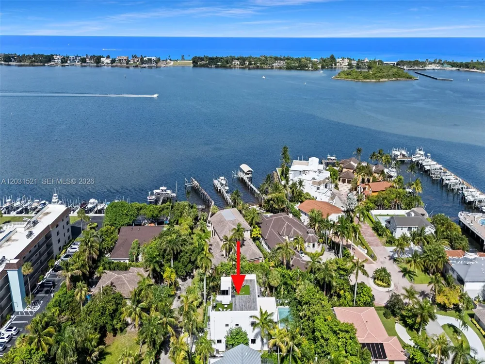 638 Lakeside Harbor Boynton Beach, FL 33435