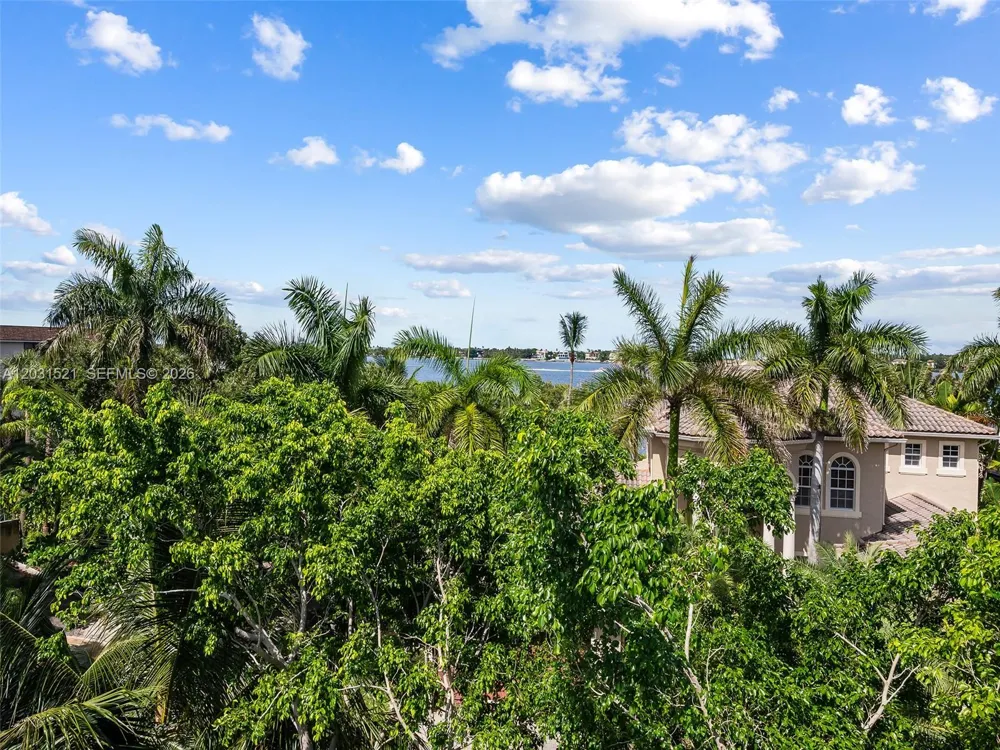 638 Lakeside Harbor Boynton Beach, FL 33435