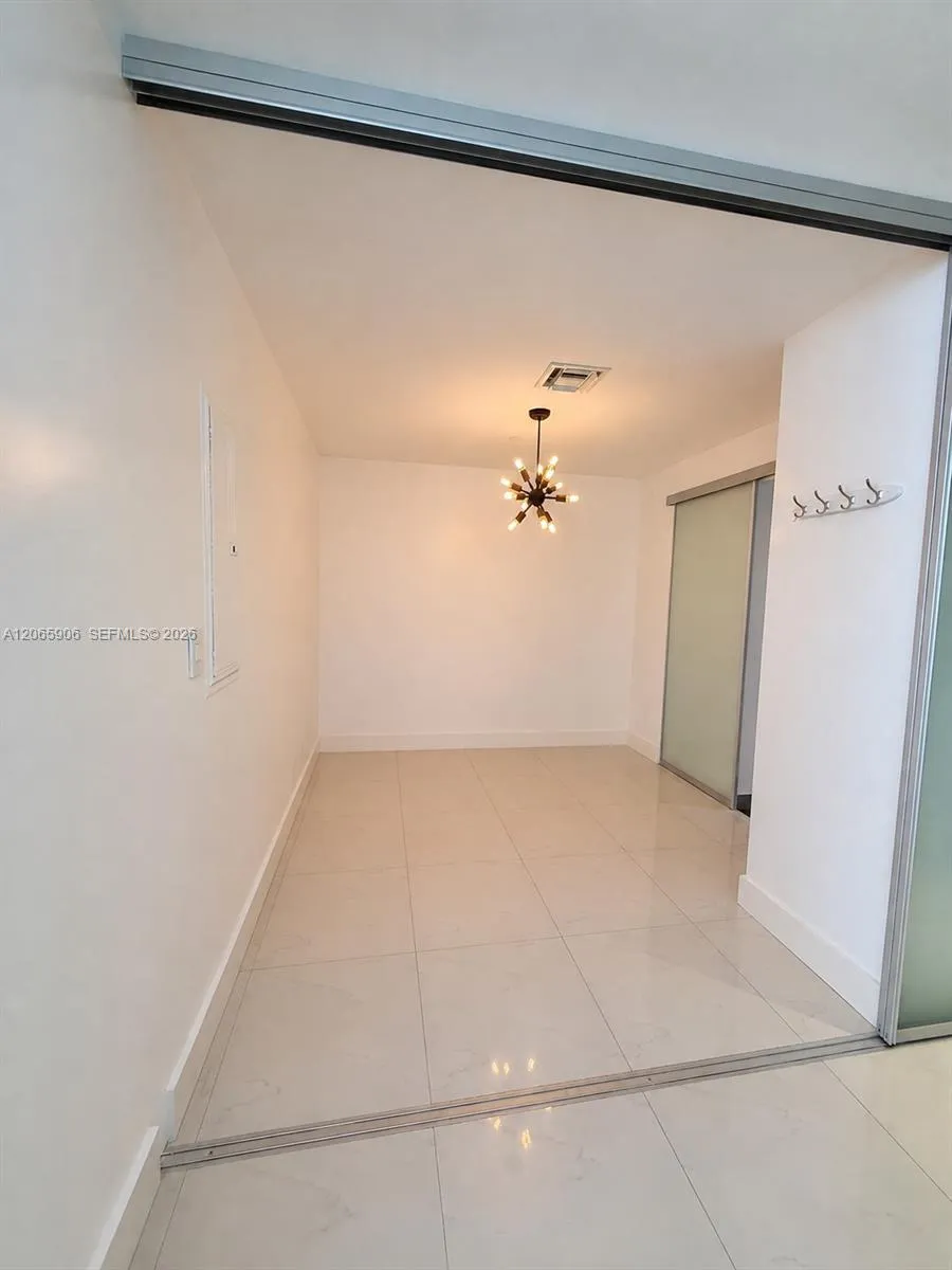 900 Biscayne Blvd #4410 Miami, FL 33132