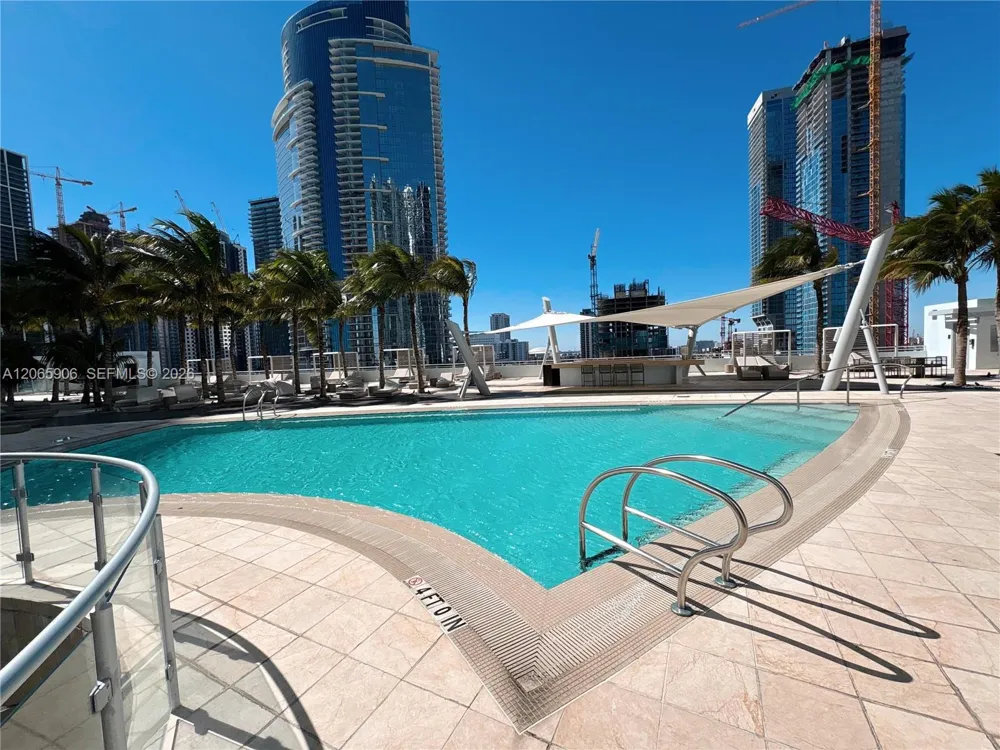 900 Biscayne Blvd #4410 Miami, FL 33132