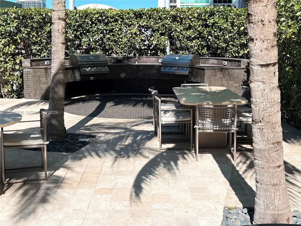900 Biscayne Blvd #4410 Miami, FL 33132