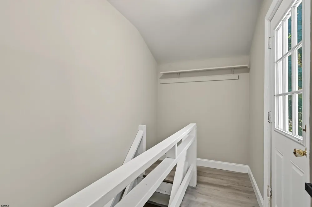 29 Summit Ave Absecon, NJ 08201