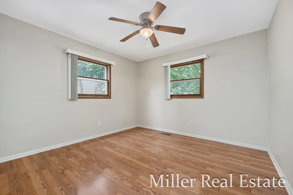 1221 Hanover Street Hastings City, MI 49058