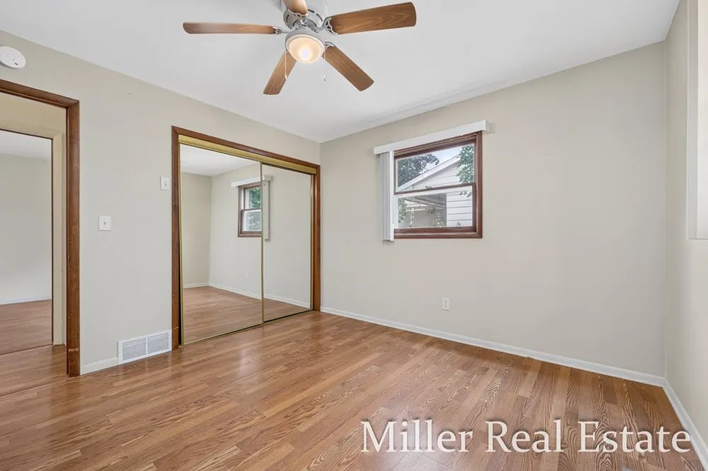 1221 Hanover Street Hastings City, MI 49058