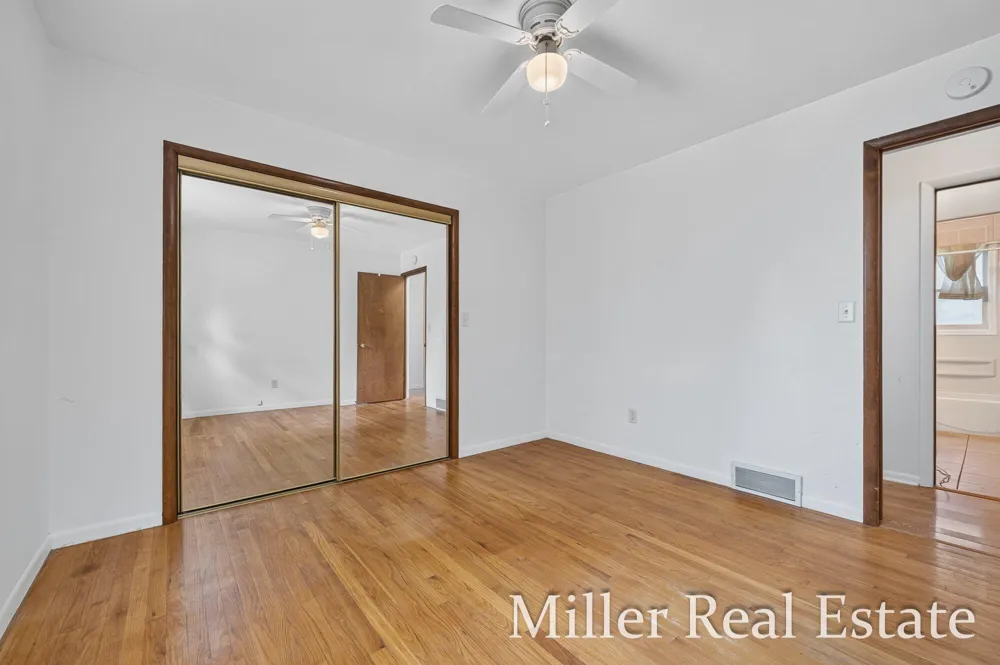 1221 Hanover Street Hastings City, MI 49058