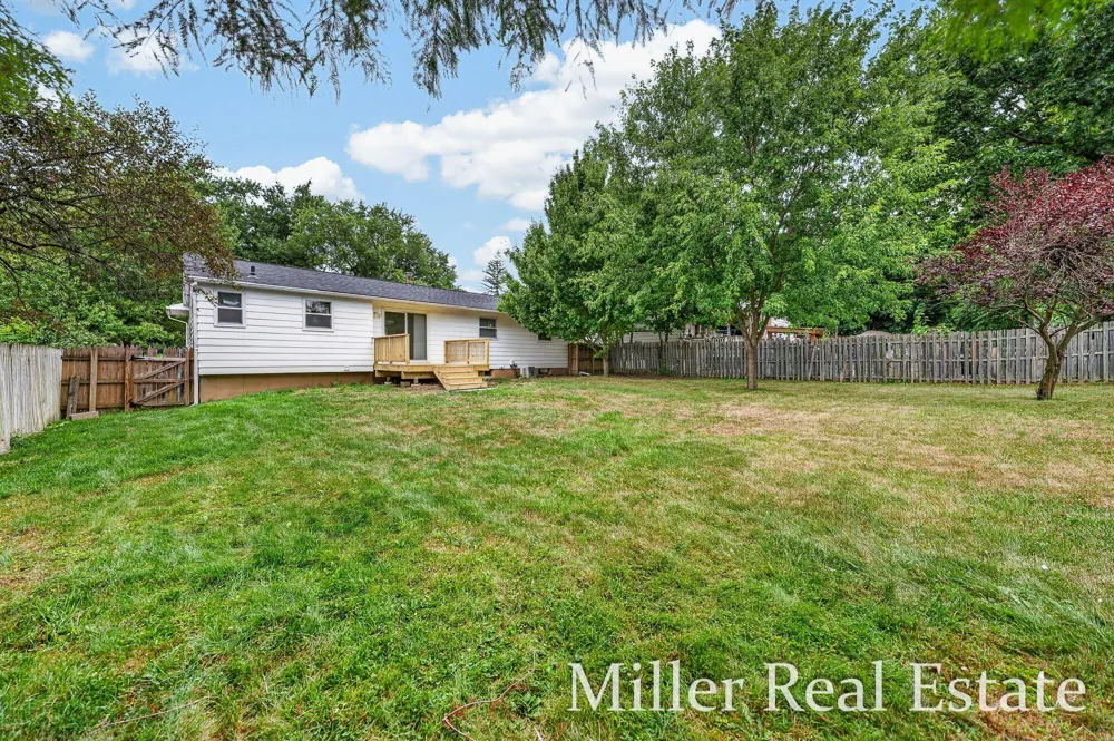 1221 Hanover Street Hastings City, MI 49058