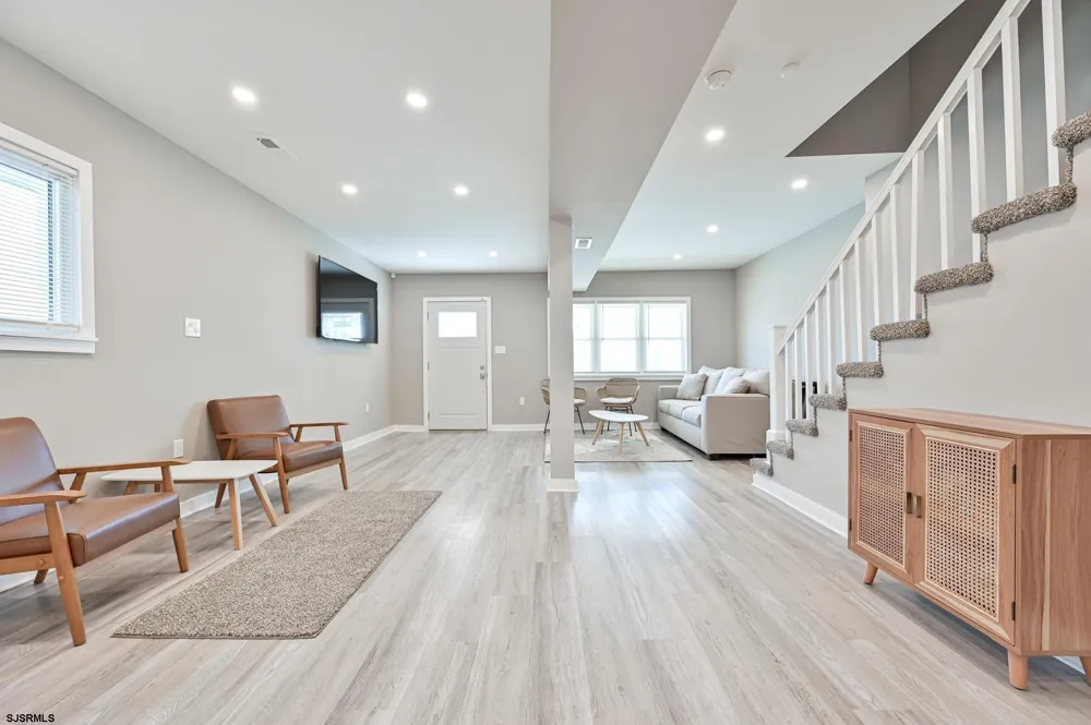 203 N Somerset Ave Ventnor Heights, NJ 08406