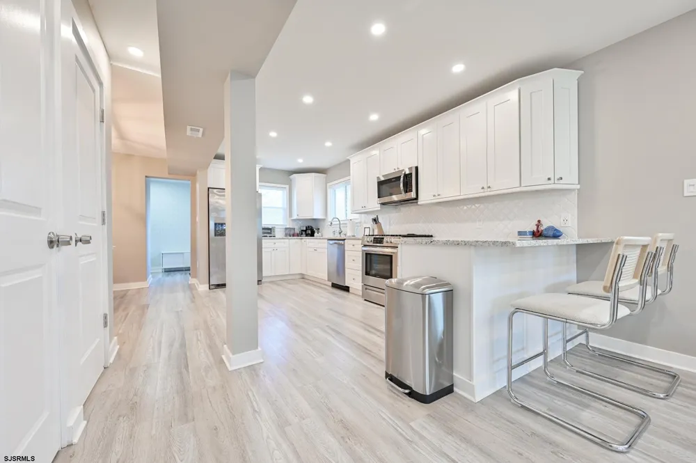 203 N Somerset Ave Ventnor Heights, NJ 08406