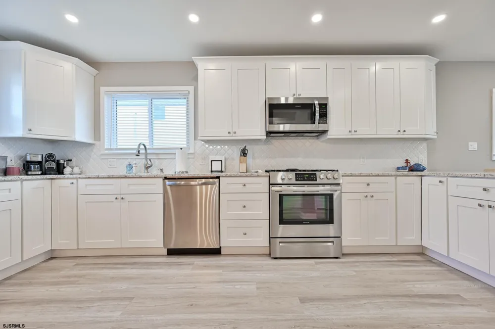 203 N Somerset Ave Ventnor Heights, NJ 08406