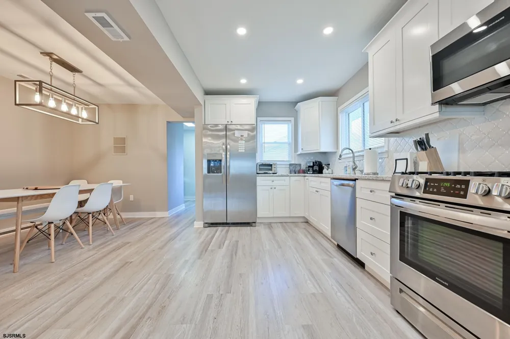 203 N Somerset Ave Ventnor Heights, NJ 08406