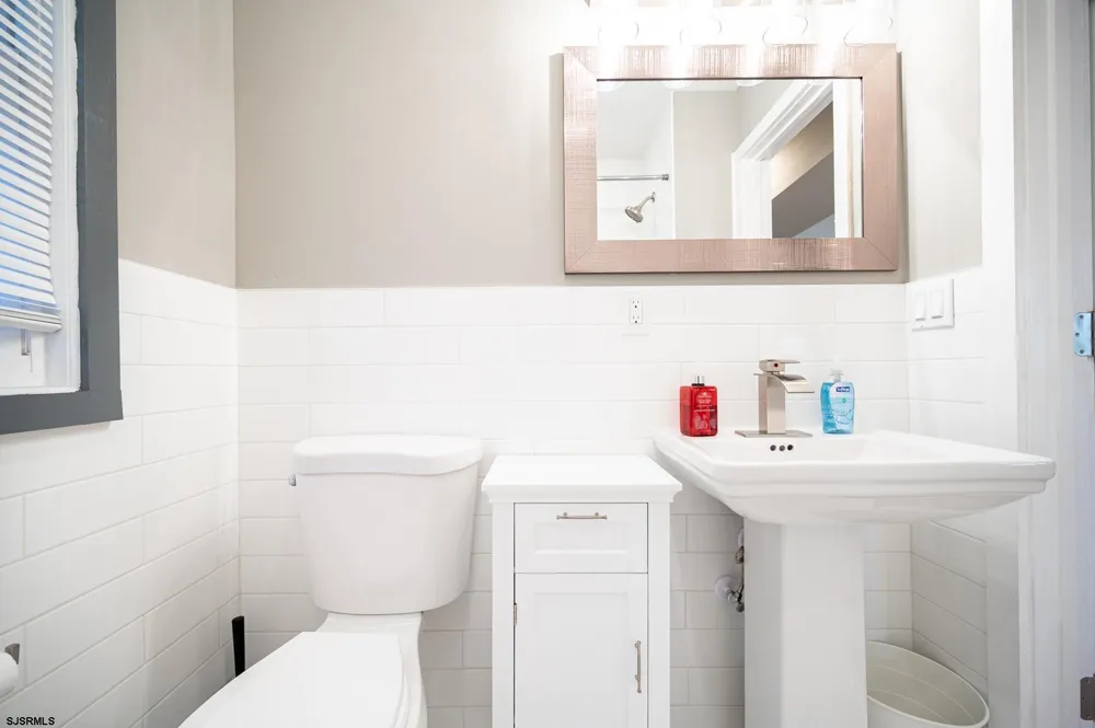 203 N Somerset Ave Ventnor Heights, NJ 08406