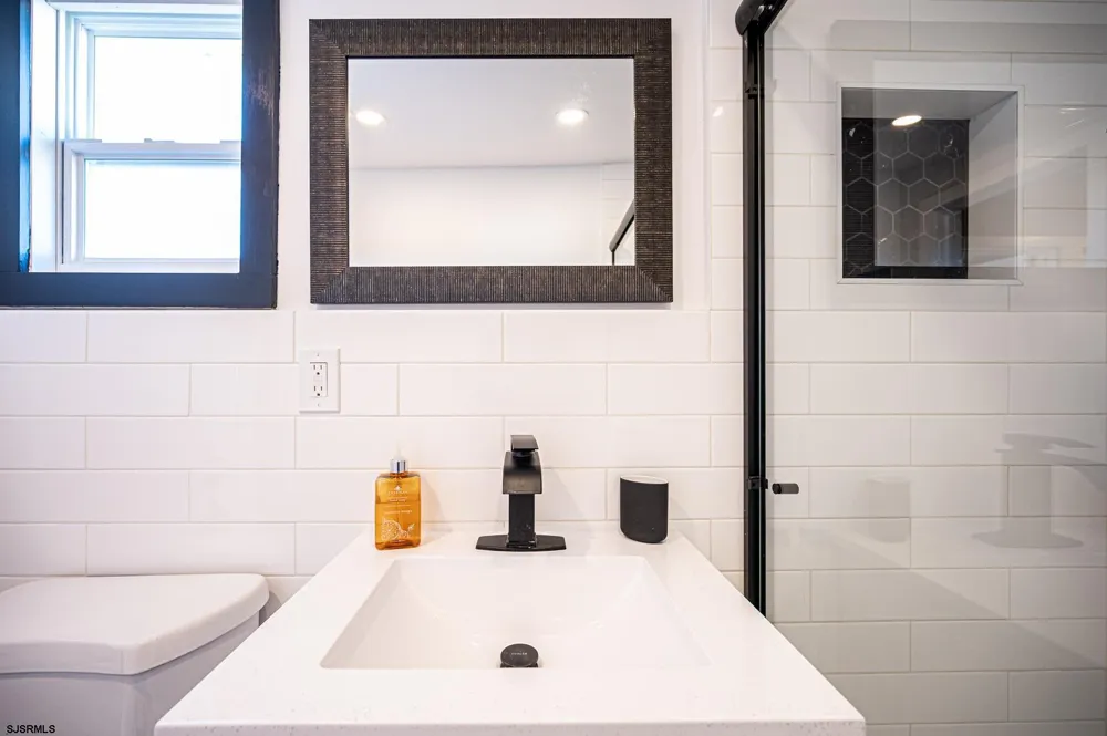 203 N Somerset Ave Ventnor Heights, NJ 08406
