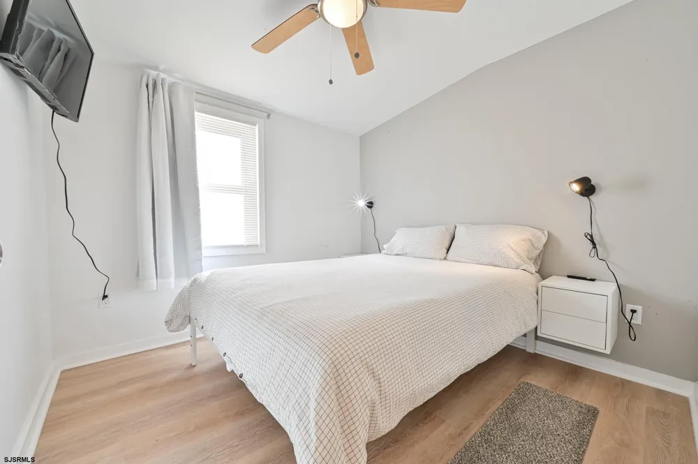 203 N Somerset Ave Ventnor Heights, NJ 08406