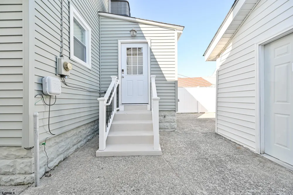 203 N Somerset Ave Ventnor Heights, NJ 08406