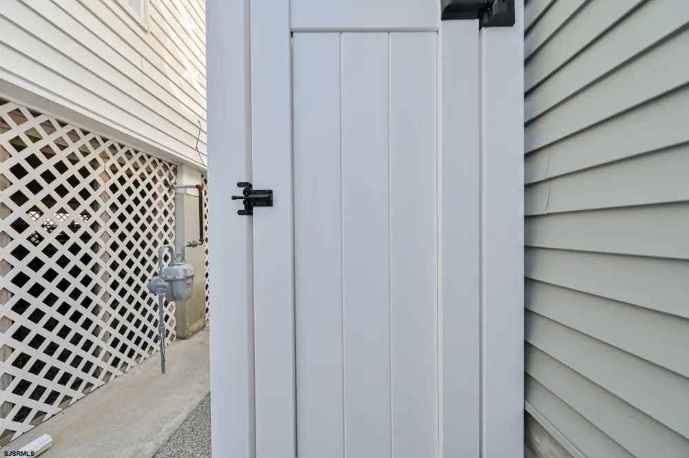 203 N Somerset Ave Ventnor Heights, NJ 08406