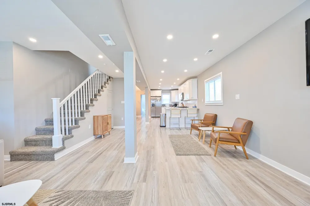 203 N Somerset Ave Ventnor Heights, NJ 08406