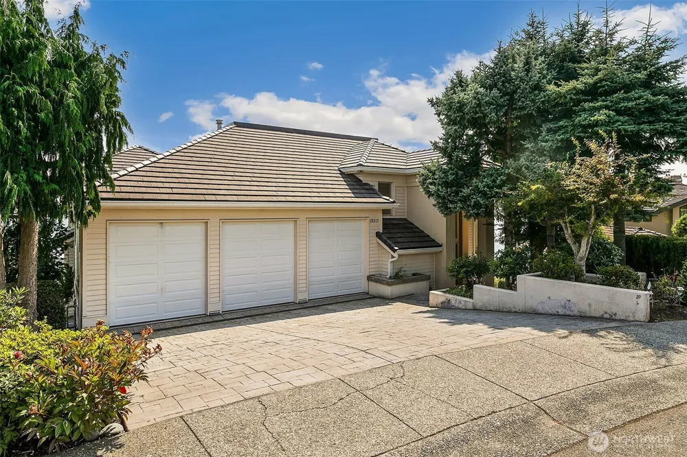15317 SE 58th Street Bellevue, WA 98006