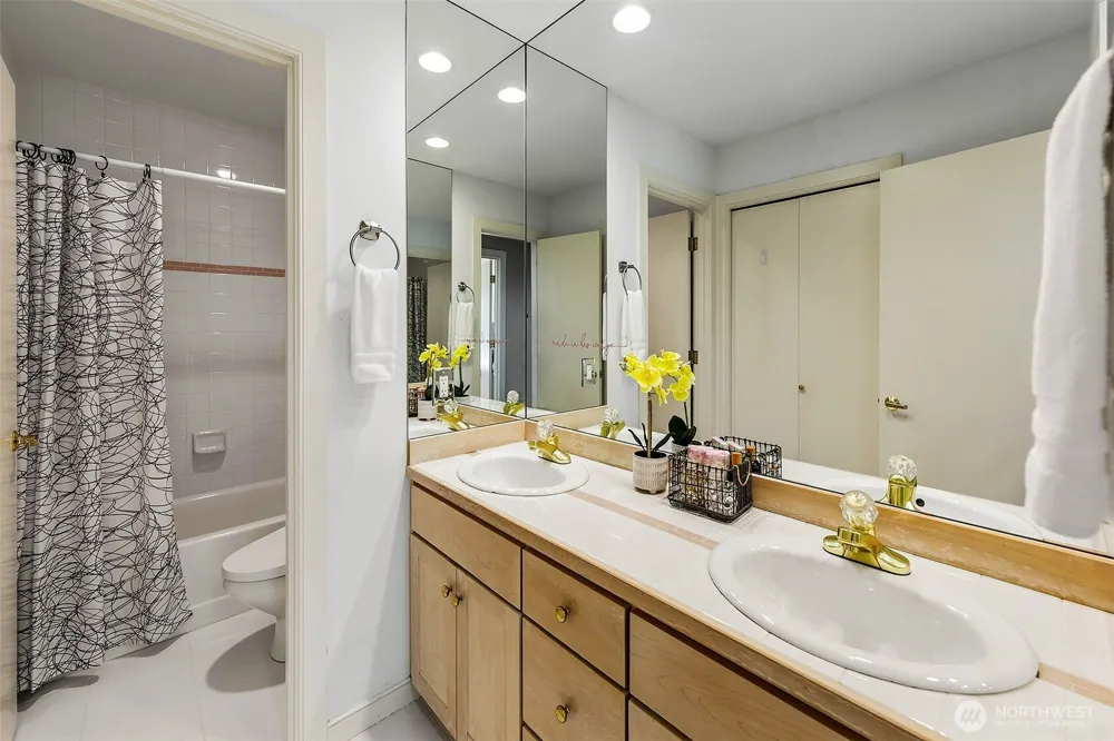 15317 SE 58th Street Bellevue, WA 98006