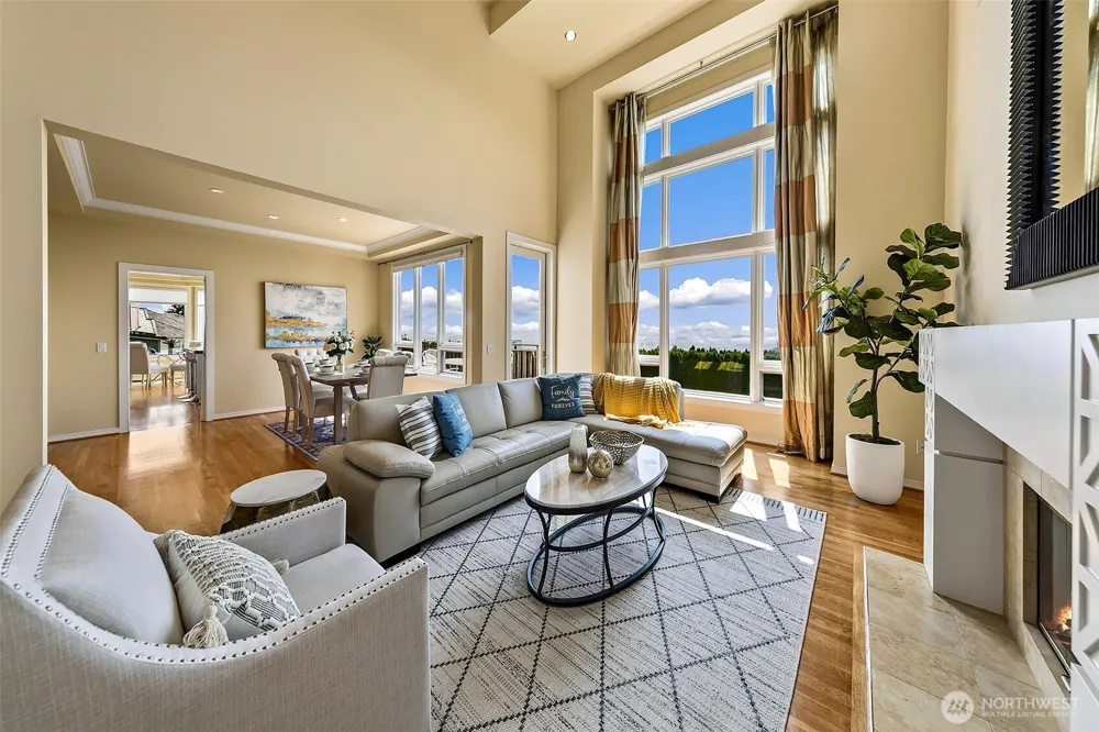 15317 SE 58th Street Bellevue, WA 98006