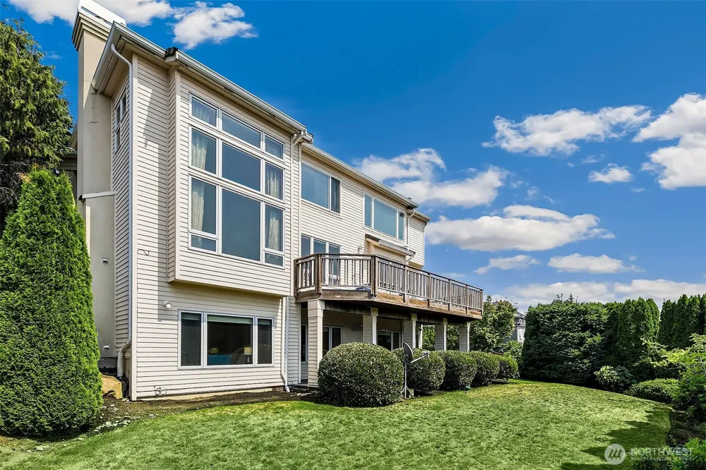 15317 SE 58th Street Bellevue, WA 98006