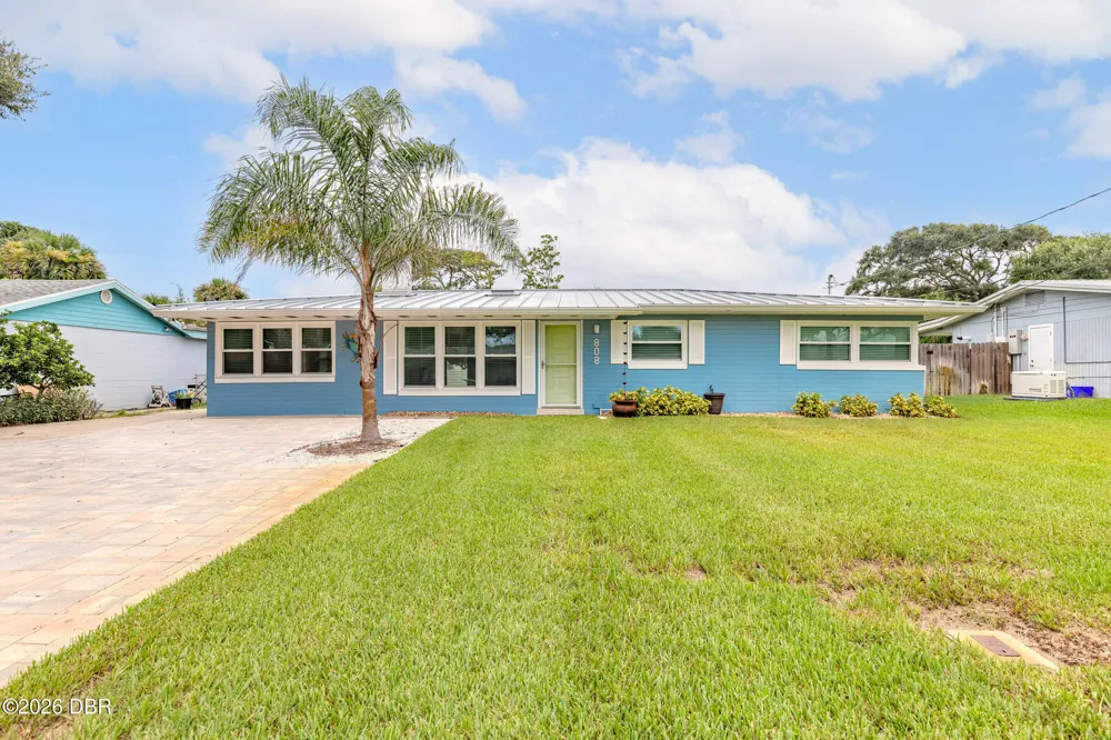 808 E 16th Avenue New Smyrna Beach, FL 32169