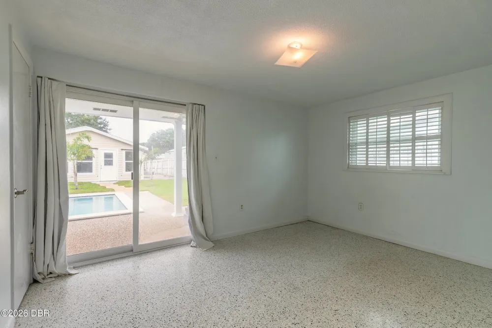 808 E 16th Avenue New Smyrna Beach, FL 32169