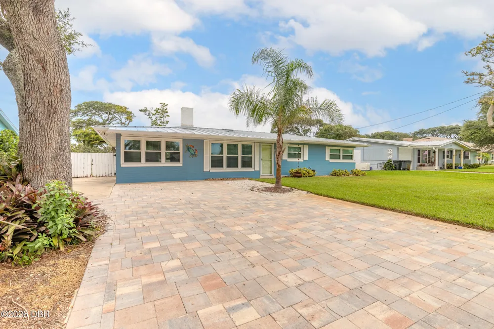 808 E 16th Avenue New Smyrna Beach, FL 32169