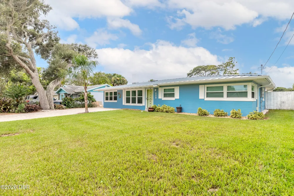 808 E 16th Avenue New Smyrna Beach, FL 32169