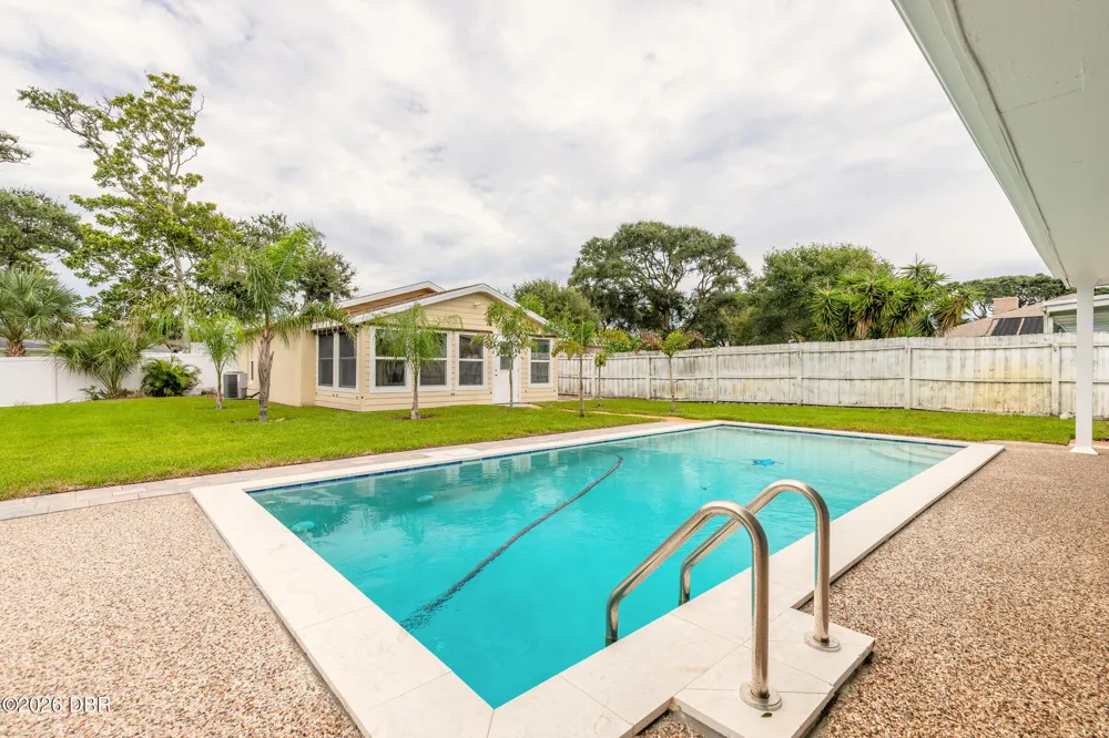 808 E 16th Avenue New Smyrna Beach, FL 32169
