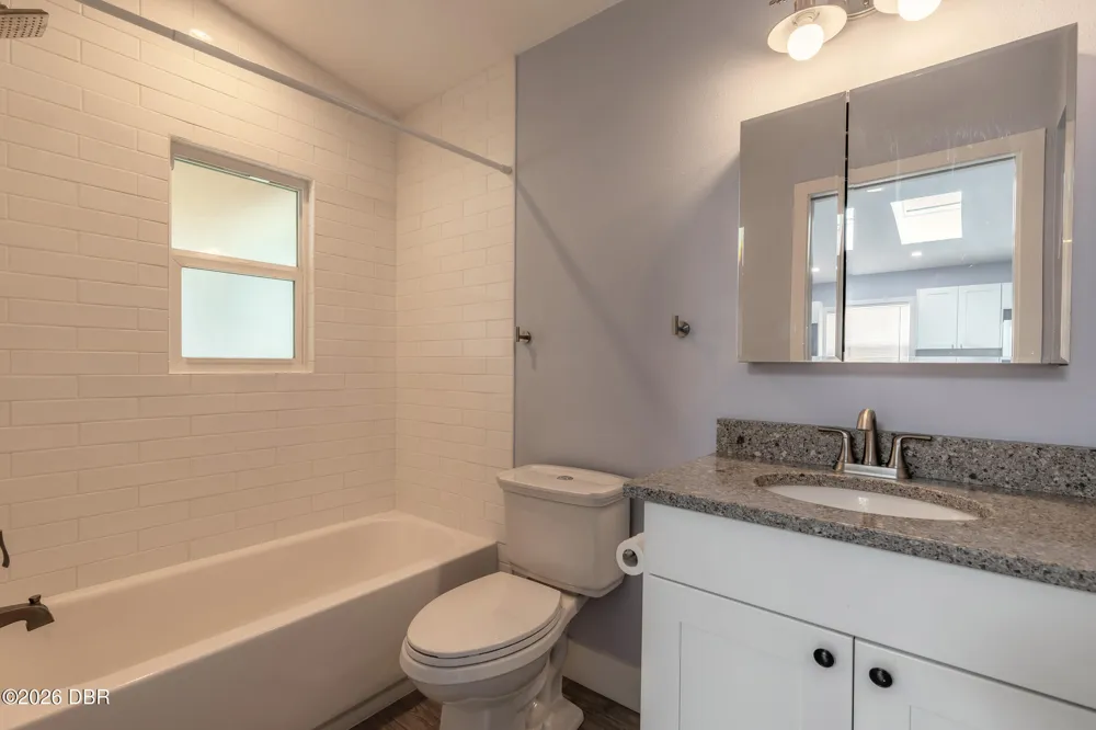 808 E 16th Avenue New Smyrna Beach, FL 32169