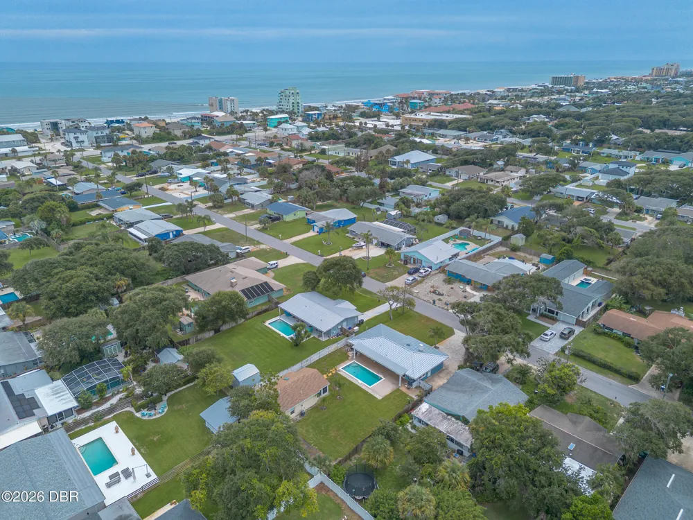 808 E 16th Avenue New Smyrna Beach, FL 32169