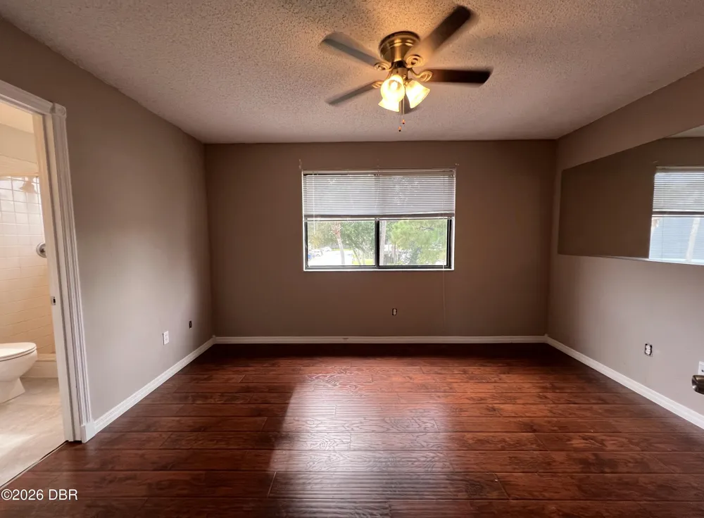 100 E Baywood Square Daytona Beach, FL 32119