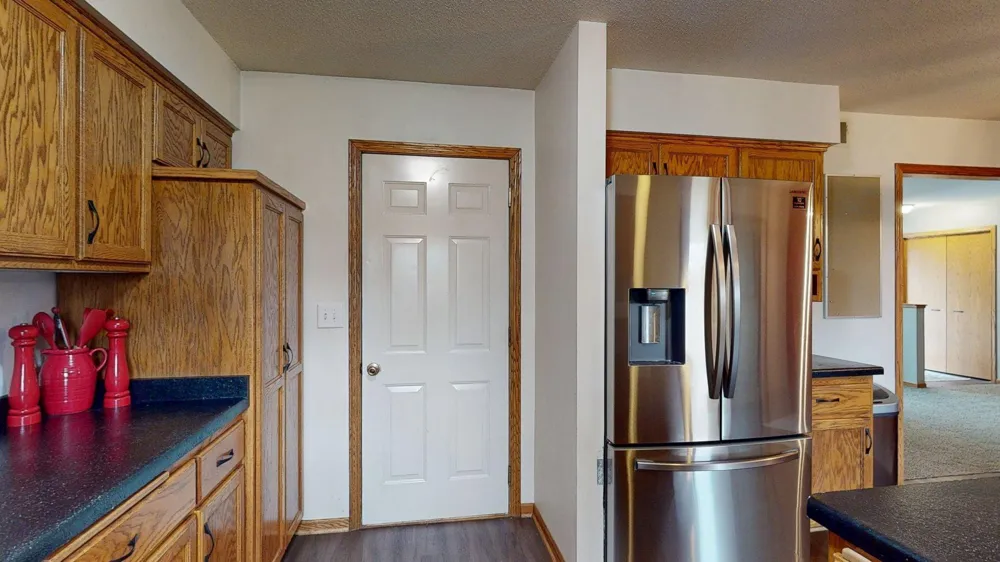 635 NW 6th Street NW Plainview, MN 55964