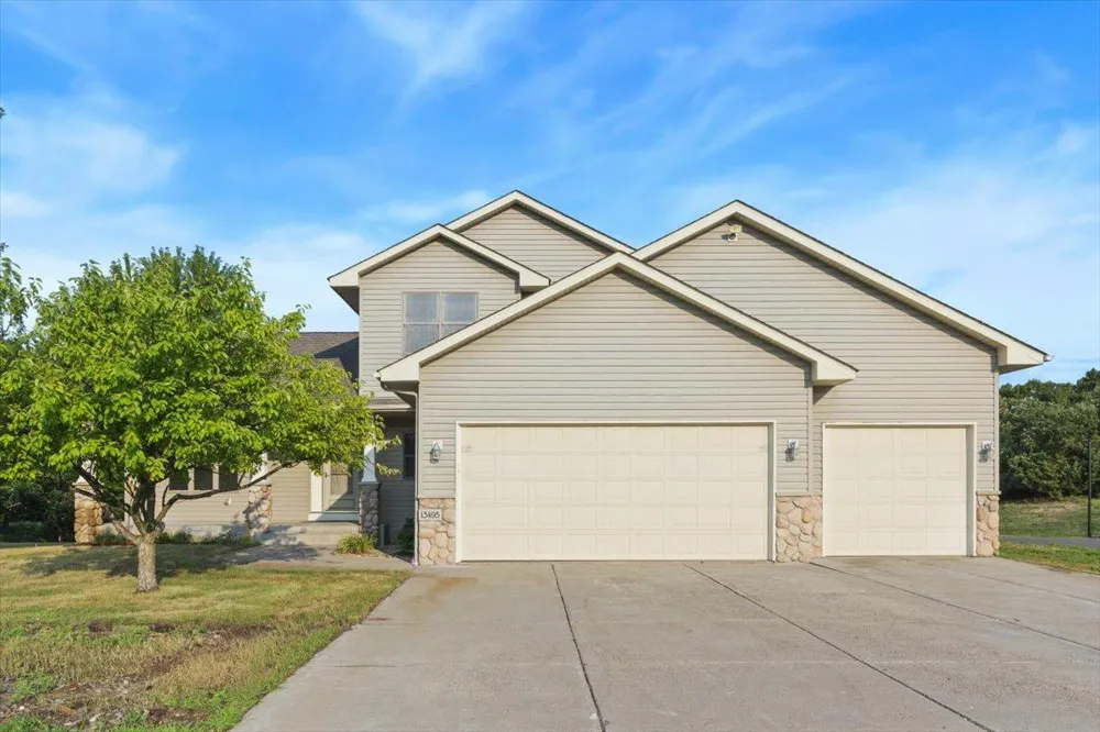 13480 217th Avenue NW Elk River, MN 55330