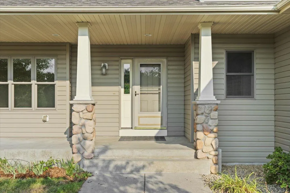 13480 217th Avenue NW Elk River, MN 55330
