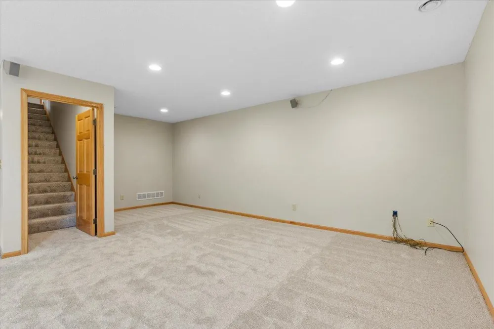 13480 217th Avenue NW Elk River, MN 55330