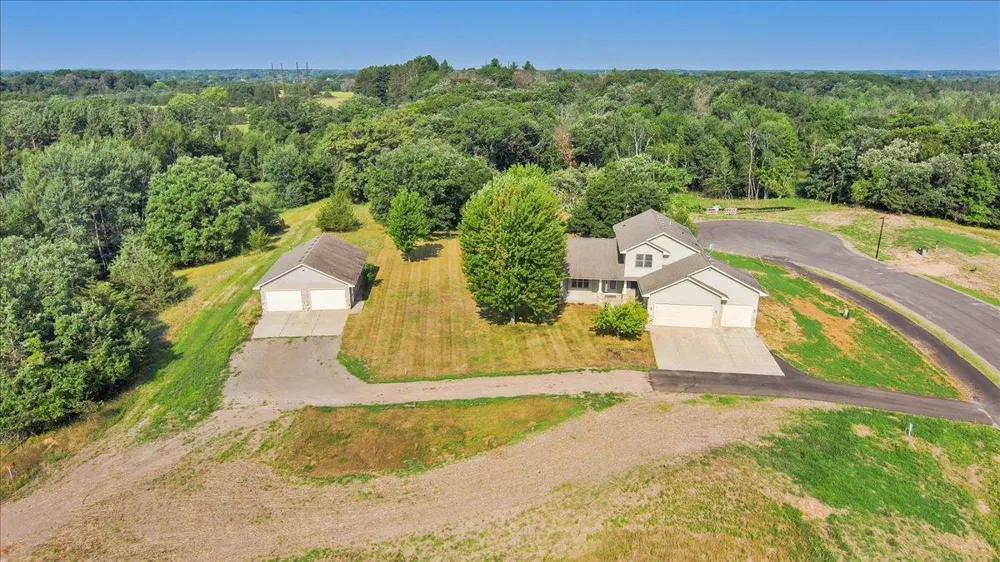 13480 217th Avenue NW Elk River, MN 55330
