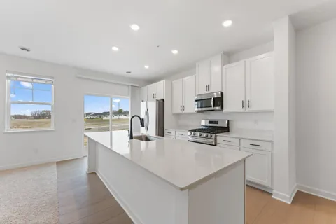 10564 Glacier Lane
