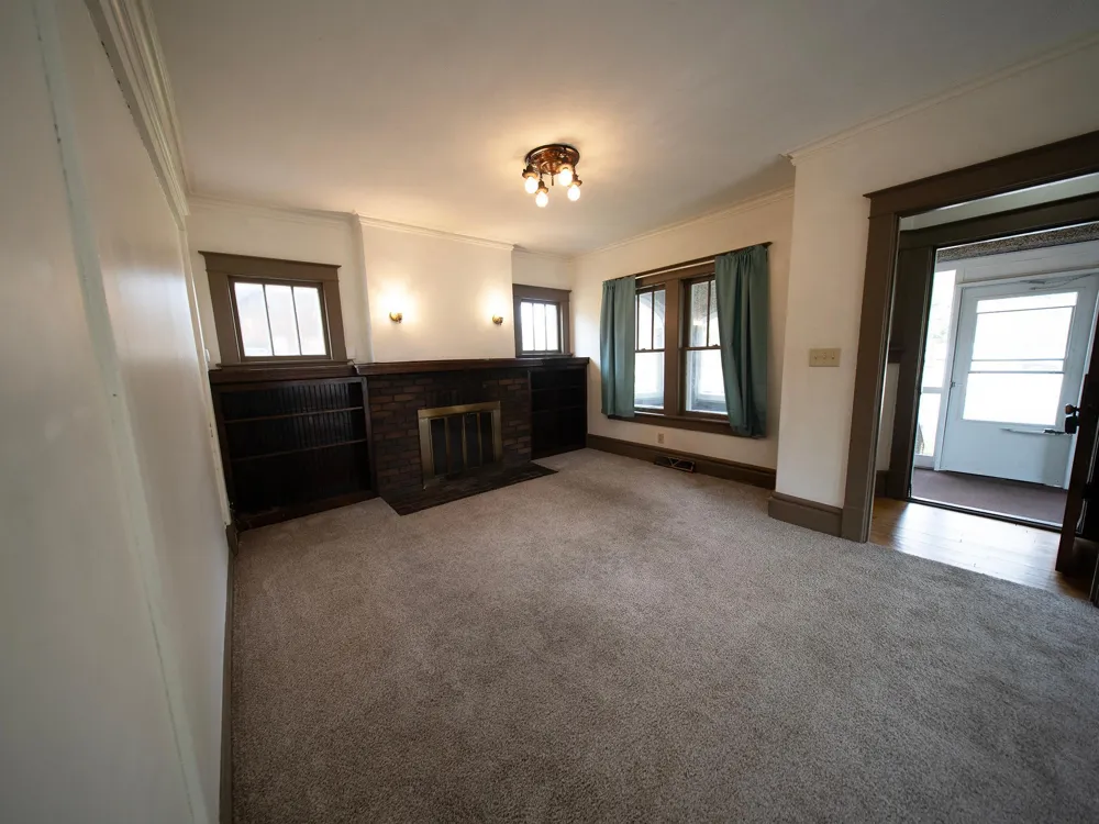 1112 S Barstow Street Eau Claire, WI 54701