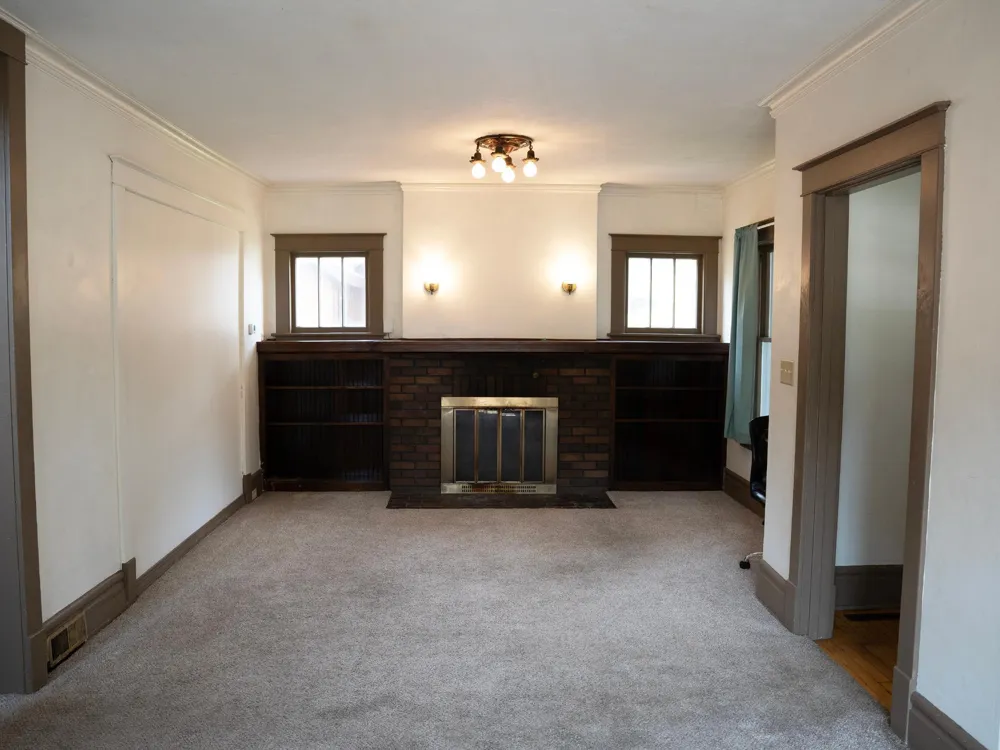 1112 S Barstow Street Eau Claire, WI 54701