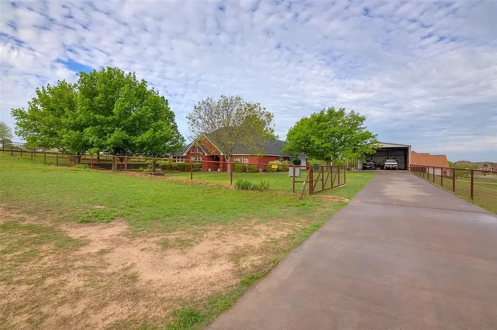 3500 W Fm 5 Aledo, TX 76008