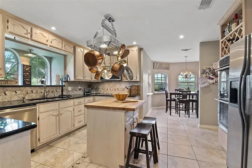 3500 W Fm 5 Aledo, TX 76008