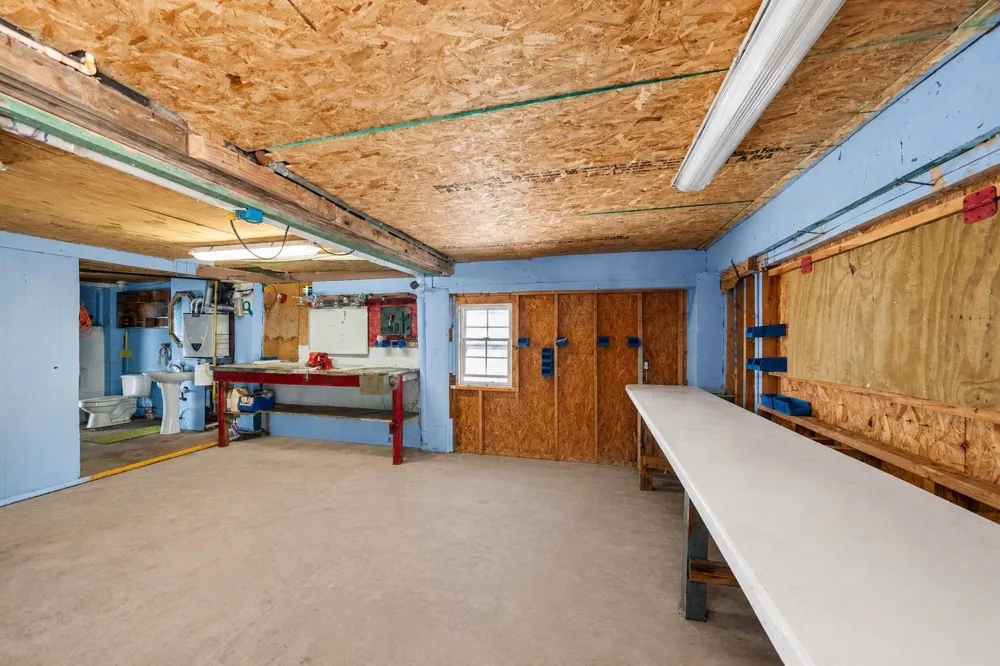 116 Bayou Vista Drive Hitchcock, TX 77563