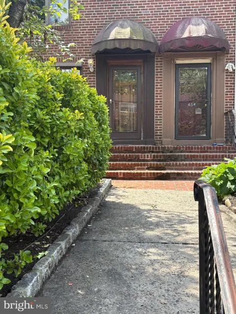 452 CONGER AVENUE