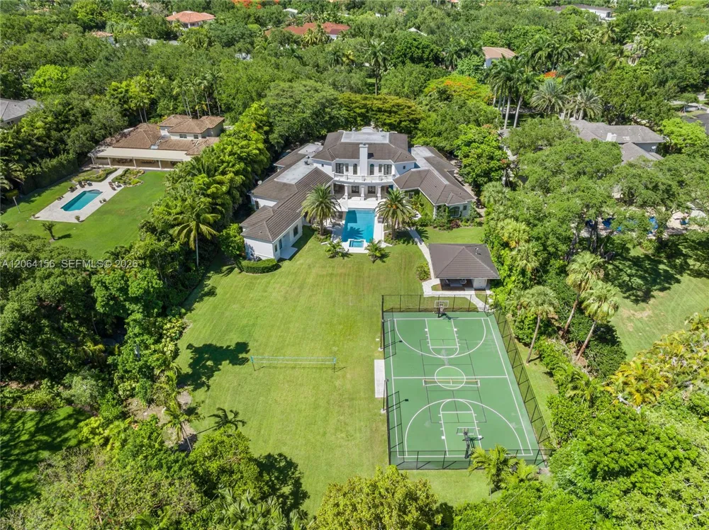 11010 SW 69th Ave #0 Pinecrest, FL 33156